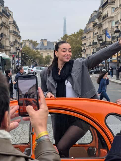 Guided tour of Paris' most famous monuments in a vintage car! - The Experience in Detail