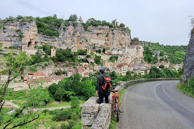 Guided tour of Rocamadour and its canyons by electric bike - An Overview of the Tour Experience