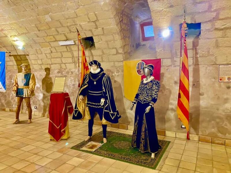 Guided tour of the exhibition of the Historical Procession of Saint Rita in Castelvetrano - Key Points