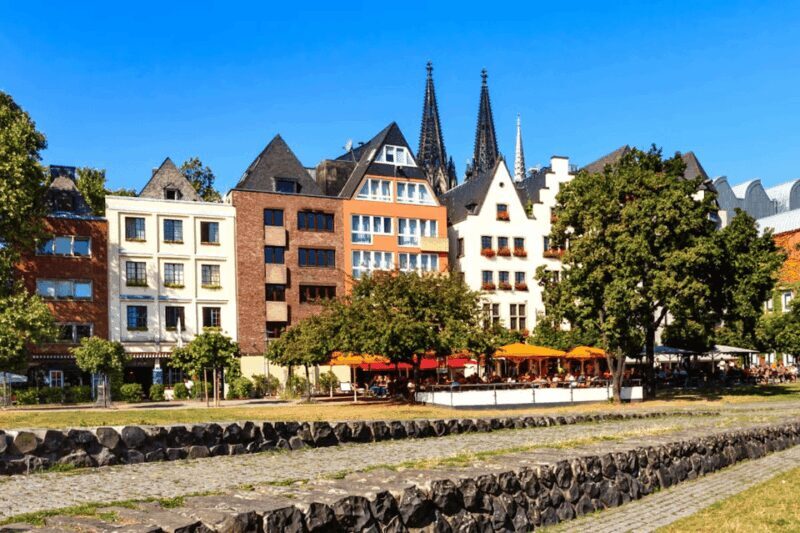 Guided tour of the historic center of Colonia - Additional Details and Practical Tips