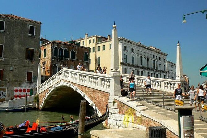 Guided Tour of the Jewish Ghetto in Venice with Cannaregio & Synagogues Visit - An Introduction to the Tour