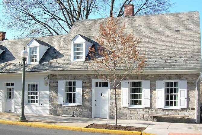 Guided Tour of the Lititz 1792 Johannes Mueller House - The Guides: Your Personal Historians