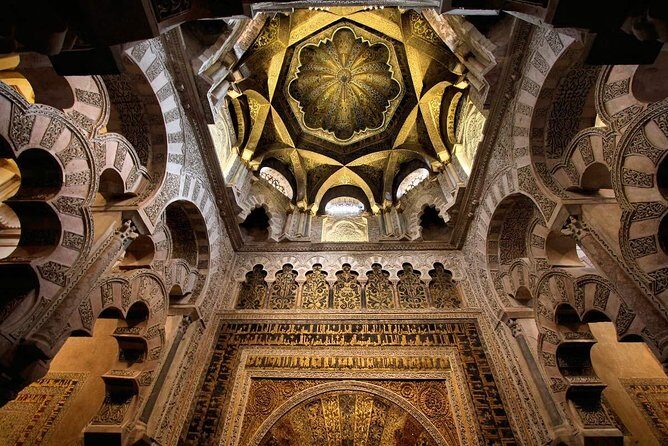 Guided tour of the Mosque-Cathedral in Private tickets included - What makes this tour stand out?