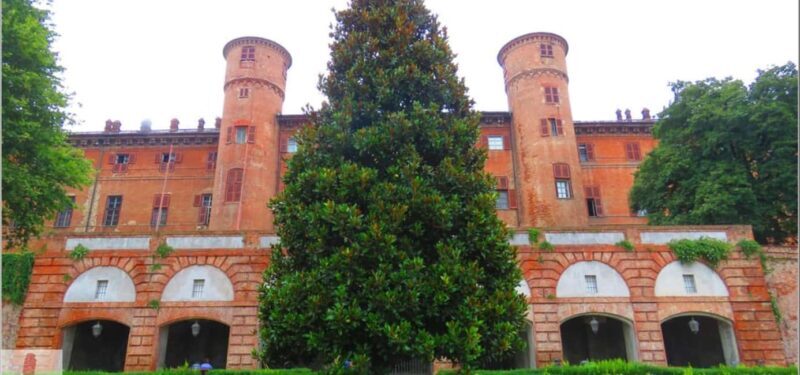Guided tour of the Secrets of Moncalieri Castle: Ancient Infusions - What to Expect from the Moncalieri Castle Tour