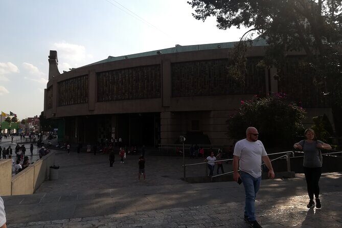 Guided tour POR the Basilica DE Guadalupe with architect - The Experience: What’s Great and What’s Not