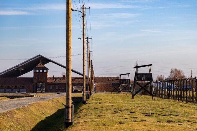 Guided Tour to Auschwitz-Birkenau from Warsaw - The Full Breakdown of the Tour Experience