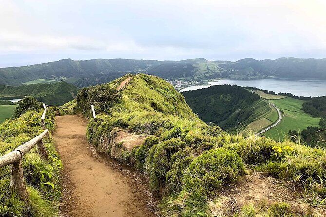 Guided Tour to the Sete Cidades Volcano in São Miguel Azores - Who Is This Tour Best For?
