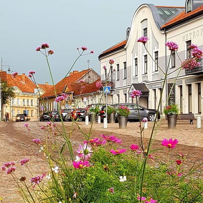 Guided Tour to UNESCO Kuldiga town & Venta River Waterfall - Key Points