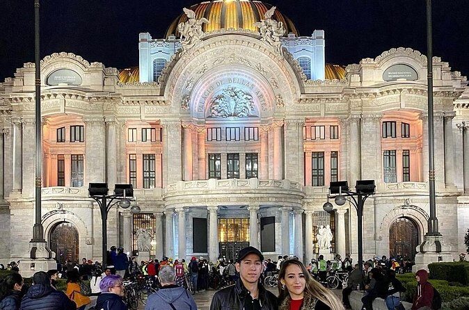 Guided Tour Visiting Historical Monuments at Night - Practical Information: Tips for a Smooth Experience