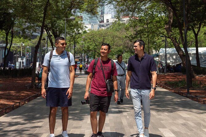 Guided Tour Zócalo to Palaces, Churches and Pyramids - Key Points