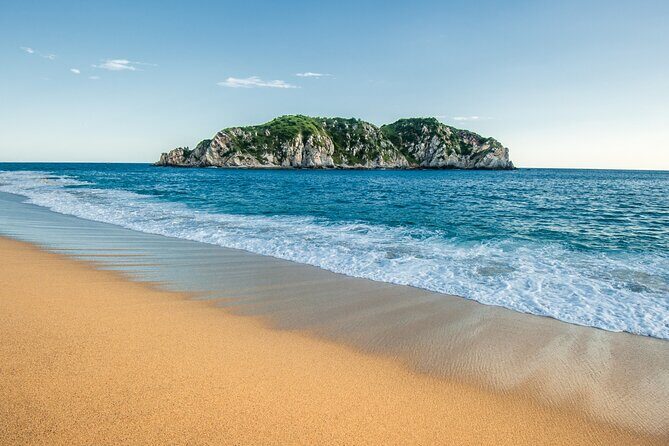 Guided Tours of the 7 Bays of Huatulco Oaxaca in Catamaran - FAQs