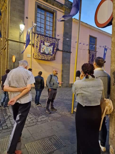 Guided visit and mysteries in San Cristóbal de La Laguna with a sweet treat. - What to Expect: Practical Details