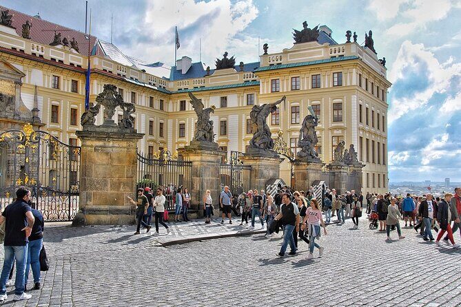 Guided Walking Tour in Prague - A Detailed Look at the Prague Guided Walking Tour