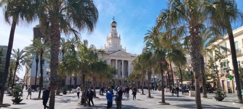 Guided walking tour of Cádiz: stories from a local guide - The Real Value