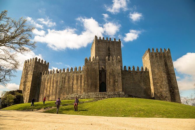 Guimarães: Half Day Private Tour from Porto - Who Is This Tour Best Suited For?