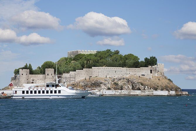 Gulf of Kusadasi Boat Trip Including Lunch and Soft Drinks - What Makes This Tour Stand Out