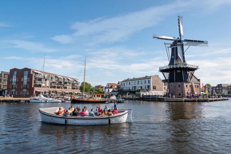 Haarlem: Guided Highlights Canal Cruise on Open Boat - Accessibility and Practical Tips