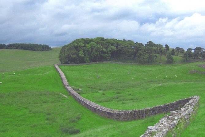 Hadrian's Wall: A Self-Guided Audio Tour along the Ruins - The itinerary: what to expect at each stop