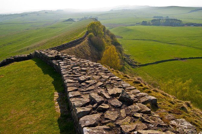 Hadrian's Wall & The Borders Tour from Edinburgh Incl. Admission - Why Consider This Tour?