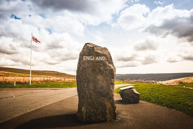 Hadrian's Wall & The Borders Tour from Edinburgh Incl. Admission - The Bottom Line