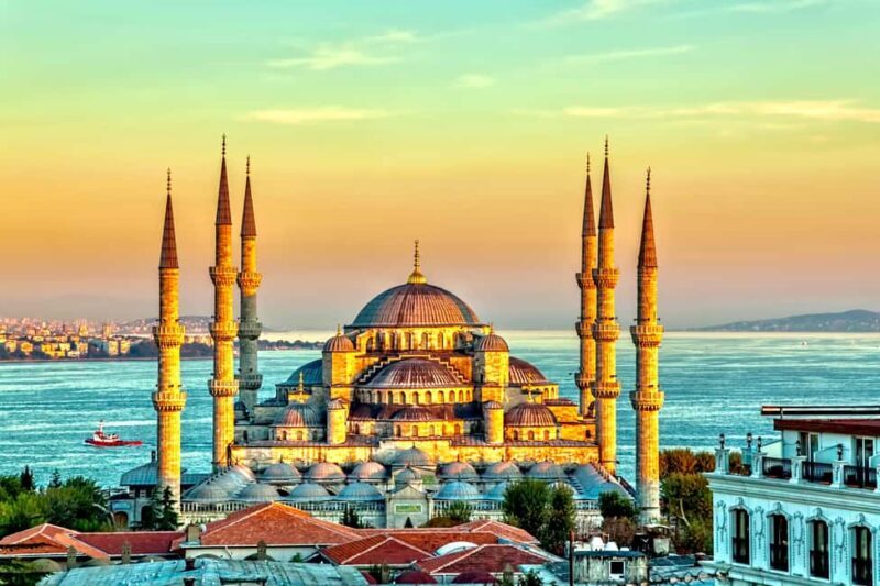 Hagia Sophia, Dolmabahce Palace & Blue Mosque Combo - Key Points