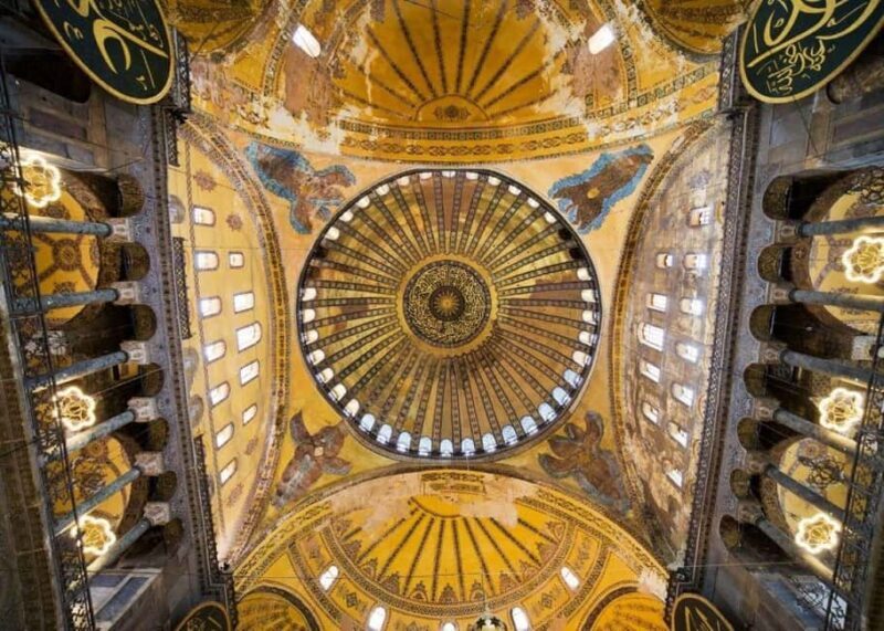 Hagia Sophia, Dolmabahce Palace & Blue Mosque Combo - The Sum Up