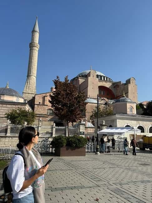 Hagia Sophia Skip-the-Line Ticket & Blue Mosque Audio Guide - Friday timing rules: the day that can break your schedule