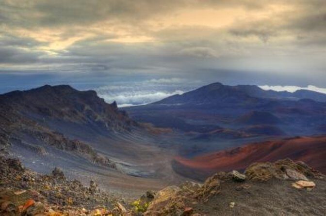 Haleakala Sunrise Spectacular: Legendary Views + Local Breakfast - Key Points