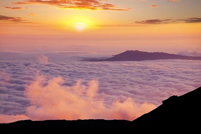 Haleakala Sunrise Tour with Breakfast and West Side Pickup - Weather and Packing Tips
