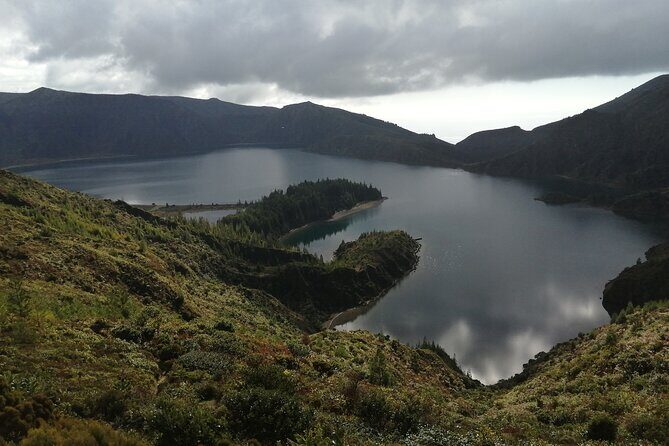 Half-Day 4x4 Tour to Lagoa do Fogo - The Bottom Line