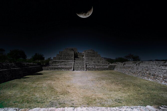 Half-Day Archeological Private Tour in San Miguel De Allende - The Undeniable Charm of the Guide