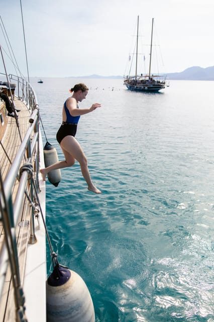 Half-Day Athens Cruise: Swim Stop,Lunch, and Drinks Included - Key Points