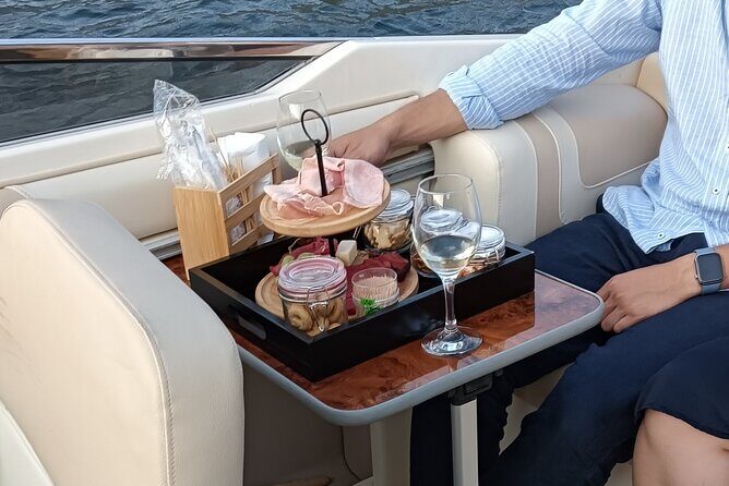 Half Day Boat Tour on Lake Como with Aperitif - Price and Value