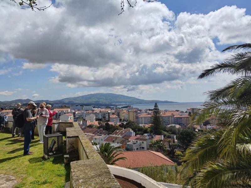 Half Day City Tour in Beautiful Ponta Delgada DE/EN/PT - Who Should Consider This Tour?