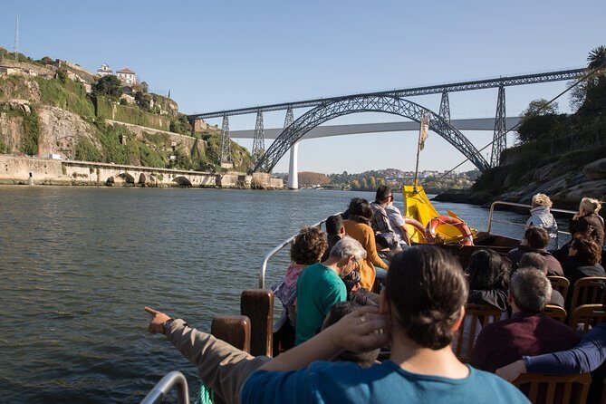 Half Day City Tour with Six Bridges Cruise and Wine Tasting - The Douro River Cruise