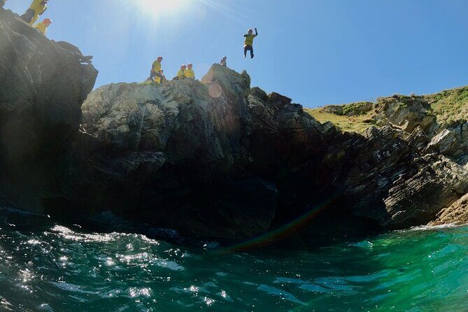 Half-Day Coasteering in Newquay Cornwall - The Experience from a Traveler’s Perspective
