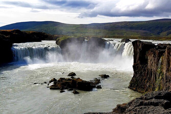 Half-Day Combo Tour to Goðafoss, Laufas and The Christmas House - What to Expect from the Tour
