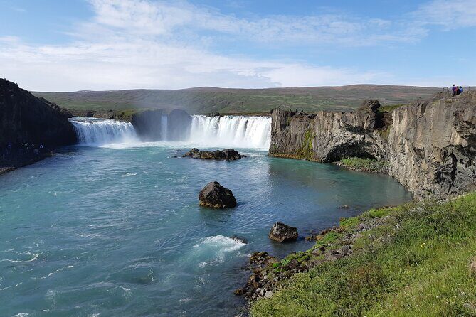 Half-Day Combo Tour to Goðafoss, Laufas and The Christmas House - Practical Tips