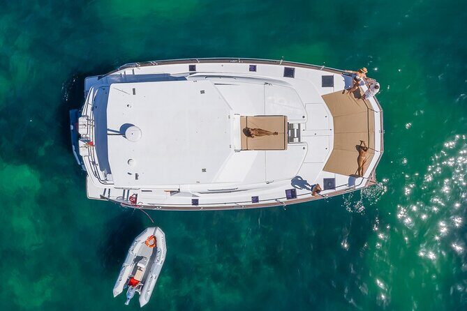 Half Day Cruise 3H Morning or Afternoon - West Rock Formations - Overview of the Experience