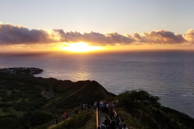 Half-Day Hiking Tour to Diamond Head and Makapuu Lighthouse - Key Points