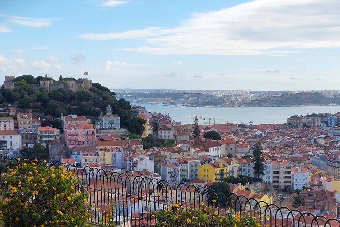 Half-Day Premium Tour of Lisbon - FAQs