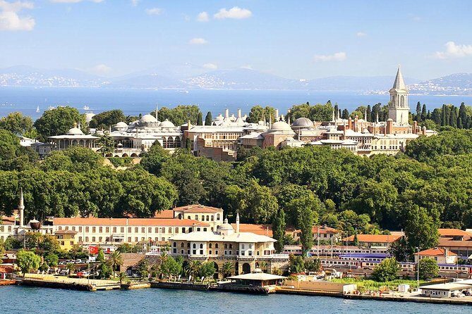 Half-Day Private Tour: Istanbul Shore Excursion With Topkapi Palace - Discovering Istanbul in Half a Day