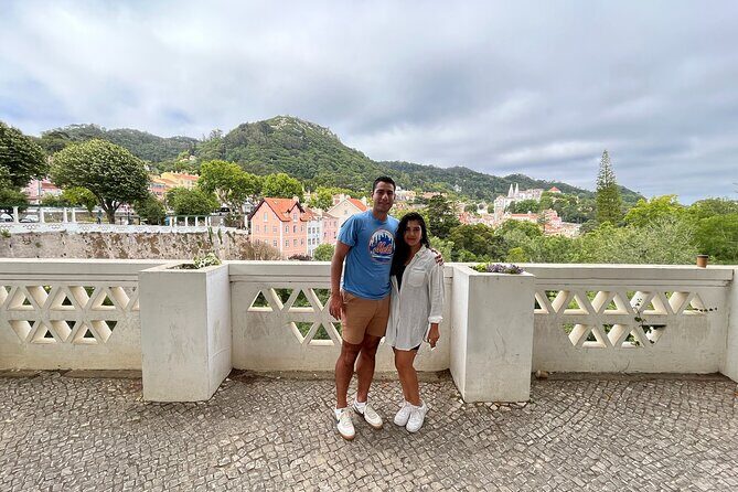 Half Day Shared Tour to Sintra with Licensed Guide - Key Points