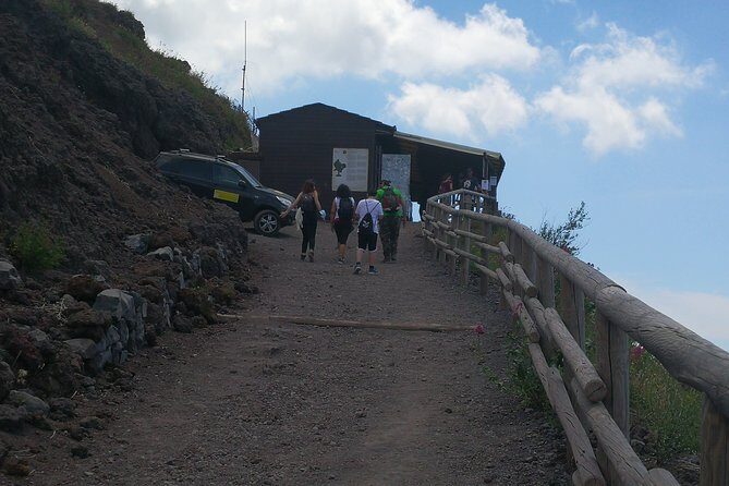 Half day shore excursion to Mount Vesuvius (2 hours) - An Authentic, Well-Rounded Experience