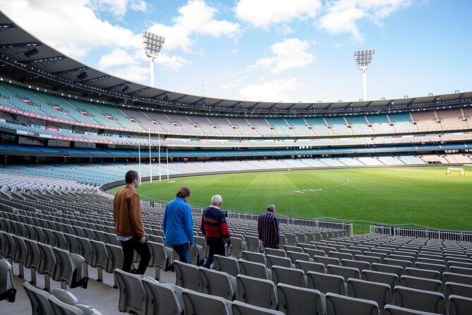 Half-Day Sports Lovers Bus Tour of Melbourne with MCG Tour - An Inside Look at the Melbourne Sports Tour