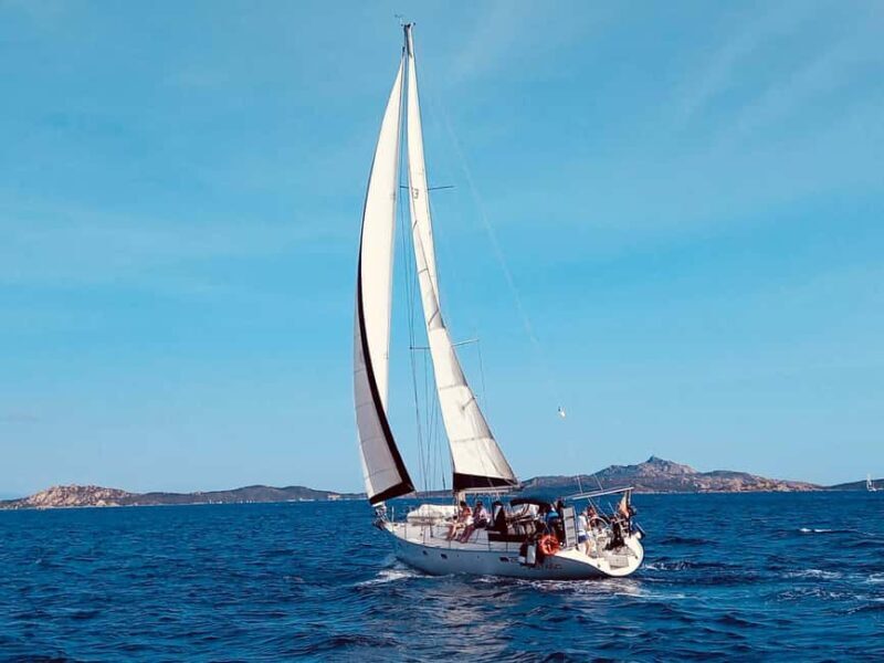 Half Day tour Alghero - 15 m Sailing boat - Group Size, Timing, and Practicalities