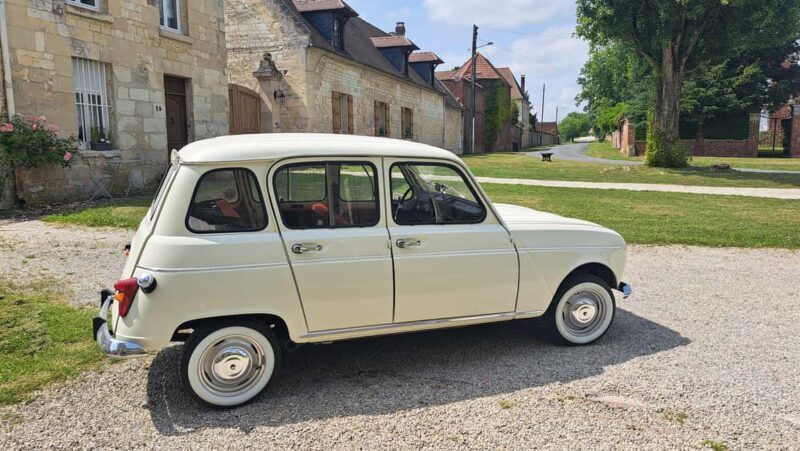 Half-day tours (without a driver) in a Renault 4L - An In-Depth Look at the Experience