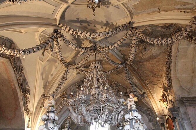 Half Day Trip to Kutna Hora and Bone Church from Prague - Key Points