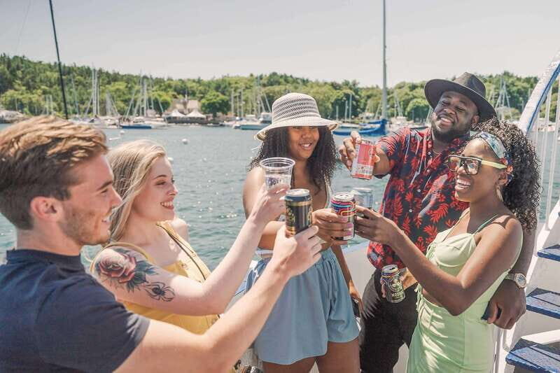 Halifax: Happy Hour Cruise with Live Music - The Vibe and Crowd