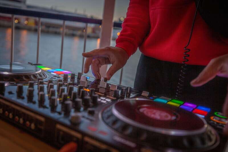 Halifax: Hot Country Party Cruise - A Deeper Look at the Hot Country Party Cruise